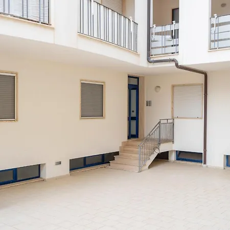 Guesthost - Relax Salento אוטרנטו